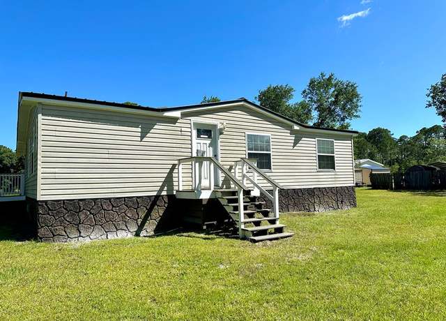Property at 64 Abercombie Ln, Apalachicola, FL 32320, 3 beds, 2 baths