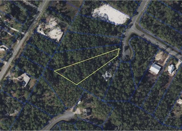 Property at 176 Shadow Bay Dr, Eastpoint, FL 32328