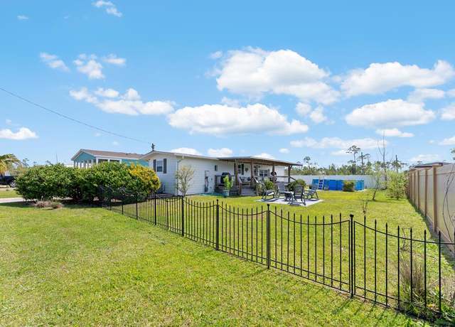 Property at 208 3rd St, Mexico Beach, FL 32456, 2 beds, 1 bath