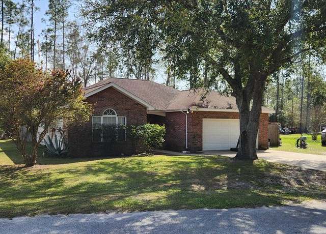 Property at 102 Angela Ct, Wewahitchka, FL 32465, 3 beds, 2 baths