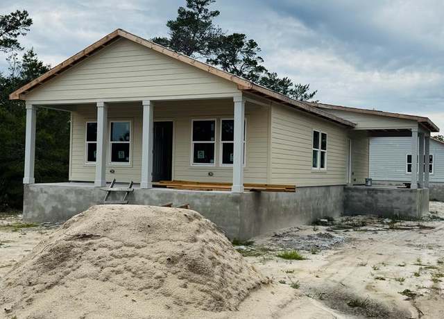 Property at 1588 Sandpiper Dr, Carrabelle, FL 32322, 3 beds, 2 baths