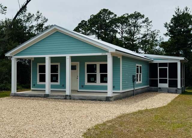 Property at 1692 Landing St, Carrabelle, FL 32322, 3 beds, 2 baths