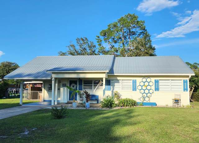 Property at 1705 Garrison Ave, Port St. Joe, FL 32456, 3 beds, 2 baths