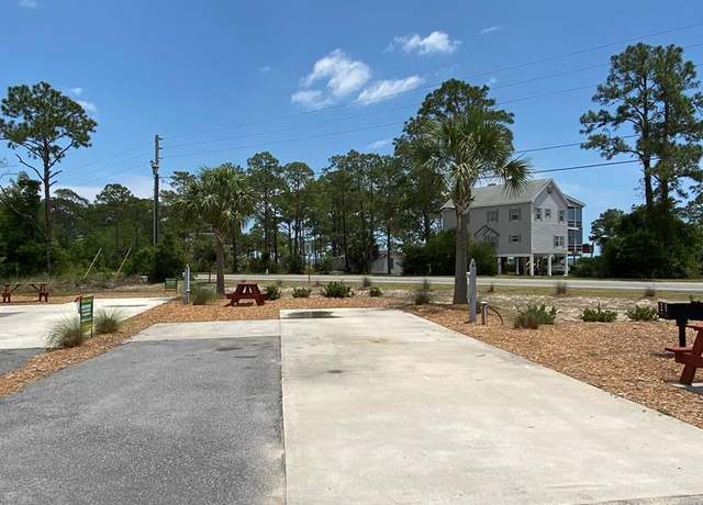 Property at 116 Haven Ct, Carrabelle, FL 32322