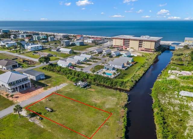 Property at 205 Arkansas Dr, Mexico Beach, FL 32456