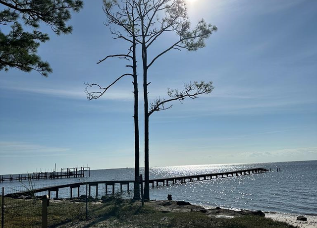 Property at 81 Arizona St, Carrabelle, FL 32322
