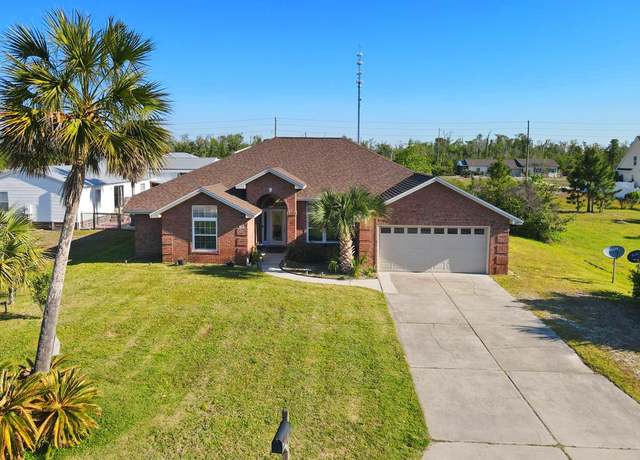 Property at 412 La Siesta Dr, Mexico Beach, FL 32456, 3 beds, 2.5 baths