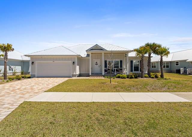Property at 102 St Charles St, Mexico Beach, FL 32456, 3 beds, 2 baths