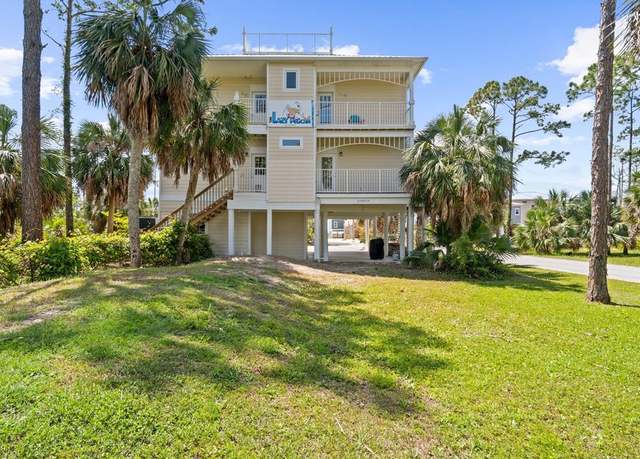 Property at 104 Lagoon Dr, Port St. Joe, FL 32456, 4 beds, 4 baths