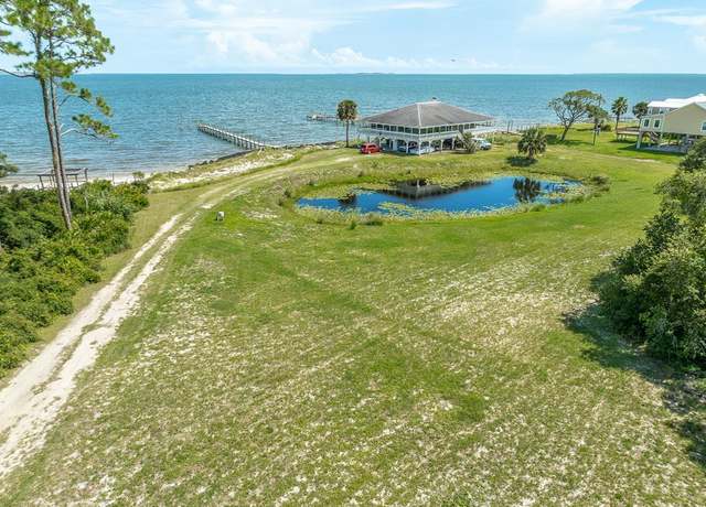 Property at 2074 Hwy 98 W, Carrabelle, FL 32322, 4 beds, 3 baths