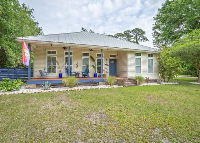Property at 121 Ellis Van Fleet St, Apalachicola, FL 32320, 3 beds, 2 baths