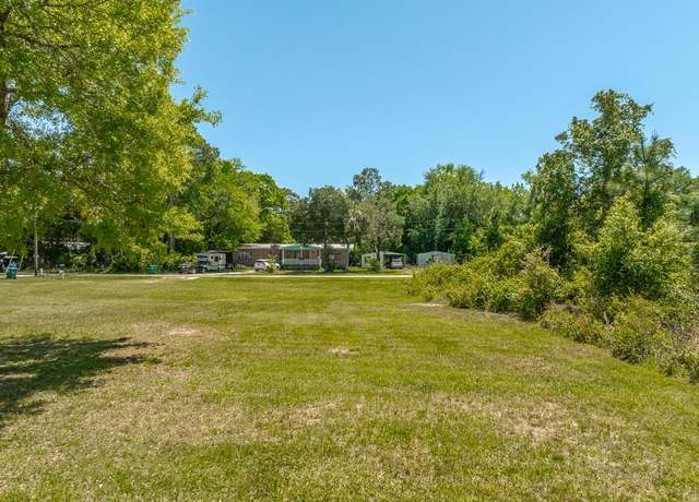 Property at 383 State St, Eastpoint, FL 32328
