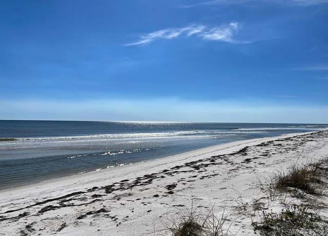 Property at 500 Gulf Shore Dr, Carrabelle, FL 32322