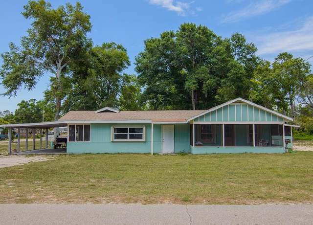 Property at 1012 NW Ave C, Carrabelle, FL 32322, 3 beds, 1 bath