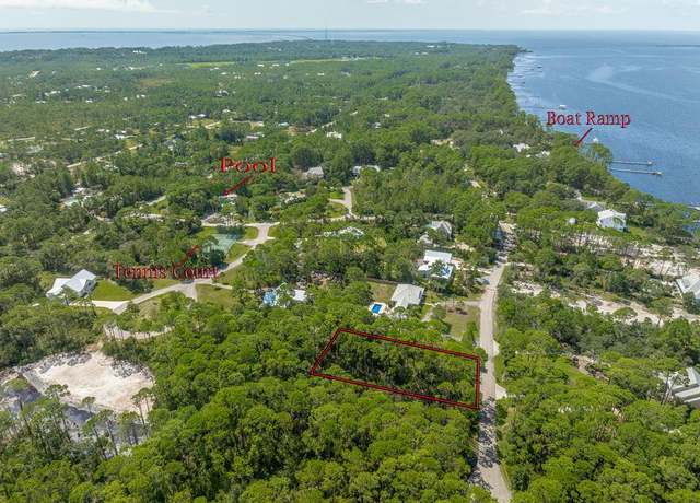 Property at 306 Magnolia Bay Dr, Eastpoint, FL 32328
