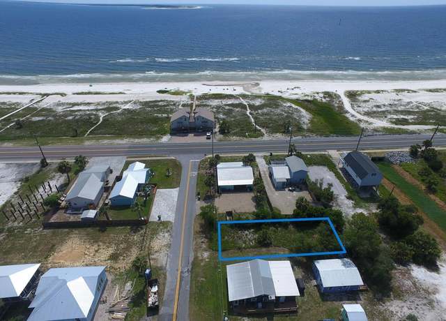 Property at 117 Atlantic St, Port St. Joe, FL 32456