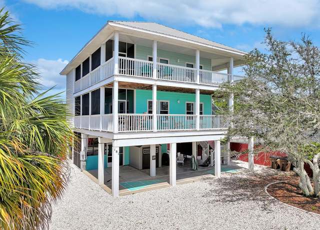 Property at 181 S Higgins St, Port St. Joe, FL 32456, 4 beds, 4.5 baths