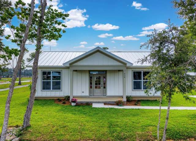Property at 250 Winnie St, Wewahitchka, FL 32465, 3 beds, 2 baths