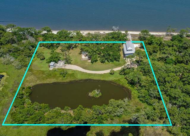 Property at 268 Pruett Rd, Eastpoint, FL 32328, 4 beds, 2.5 baths