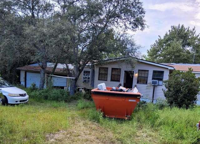 Property at 1921 Lighthouse Rd, Carrabelle, FL 32322, 3 beds, 2 baths