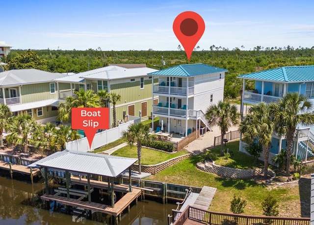 Property at 111 N 32nd St, Mexico Beach, FL 32456, 3 beds, 2.5 baths
