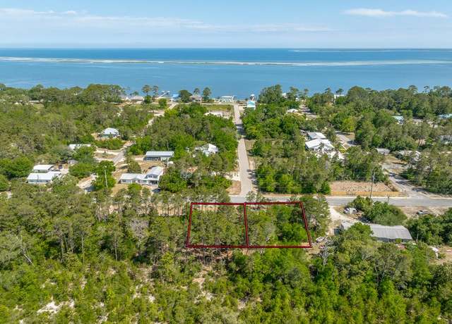 Property at 2283 Oak St, Lanark Village, FL 32323