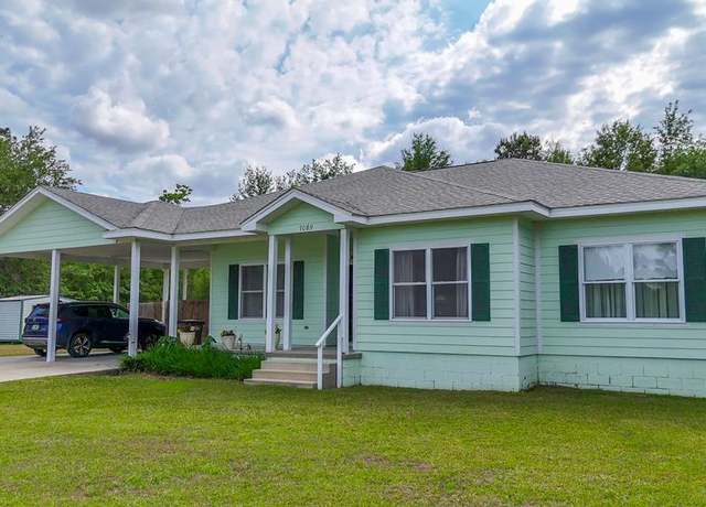 Property at 7089 Jasper Lee Rd, Wewahitchka, FL 32465, 3 beds, 2 baths