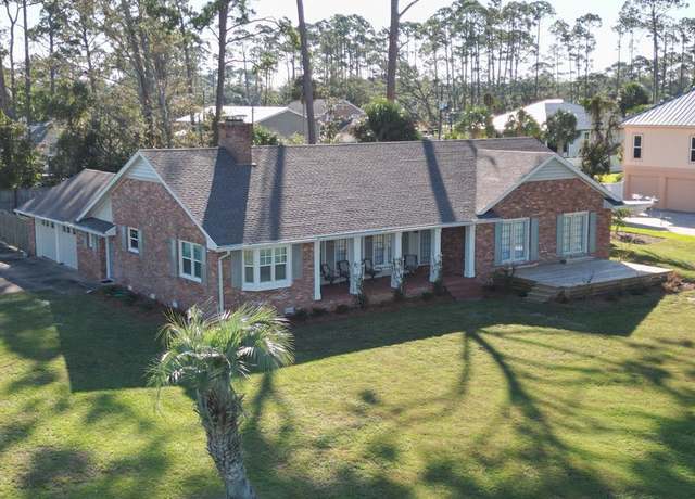 Property at 2101 Constitution Dr, Port St. Joe, FL 32456, 4 beds, 3.5 baths