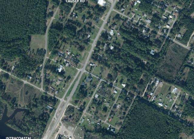 Property at 153 Causey Rd, Wewahitchka, FL 32465
