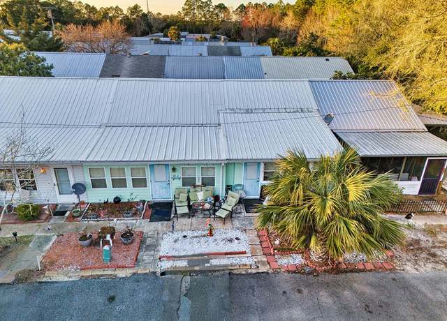 Property at 47 E Pine Ave Unit 4-5, Lanark Village, FL 32323, 3 beds, 2 baths