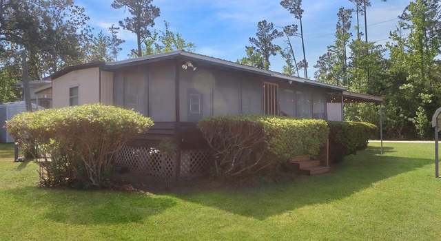 Photo of 110 Clark St, Wewahitchka, FL 32465