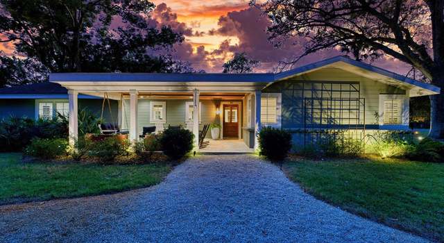 Photo of 24 12th St, Apalachicola, FL 32320
