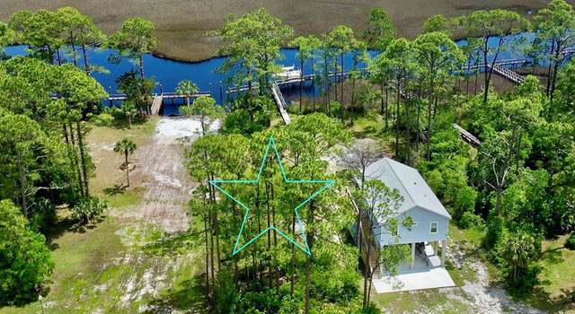 Photo of 519 Shelly's Loop Rd, Carrabelle, FL 32322