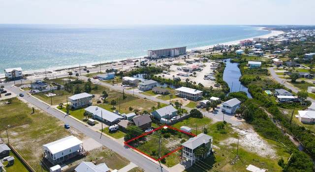 Photo of 117 15th St, Mexico Beach, FL 32456