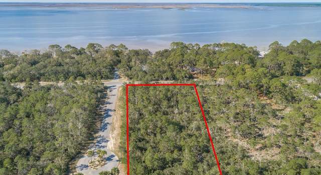 Photo of 146 N Bay Shore Dr, Eastpoint, FL 32328