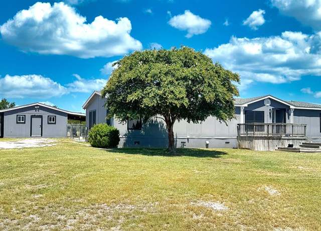 Property at 102 Mountain Ridge Spur, Kerrville, TX 78028, 3 beds, 2 baths