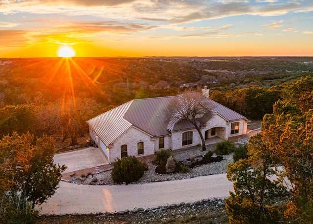Property at 180 S Rodeo Dr, Kerrville, TX 78028, 3 beds, 2 baths