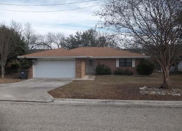 Property at 243 W Wedgewood Ln, Kerrville, TX 78028, 2 beds, 2 baths