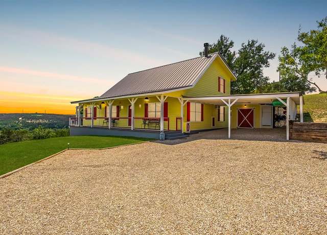 Property at 120 Ridge Crest Dr, Kerrville, TX 78028, 4 beds, 3 baths