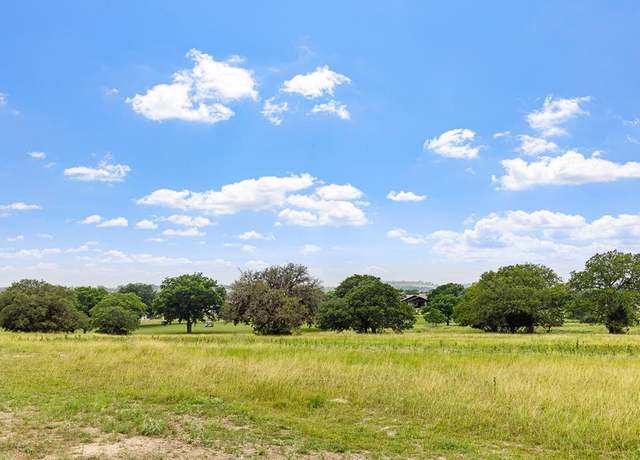 Property at 4214 E Comanche Trace Dr, Kerrville, TX 78028
