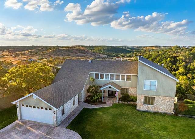 Property at 194 Crockett Dr, Kerrville, TX 78028, 4 beds, 5 baths