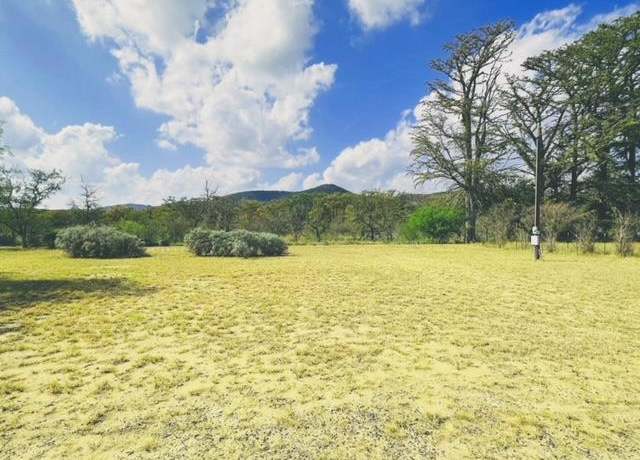 Property at 614 Canal Cir, Rio Frio, TX 78879
