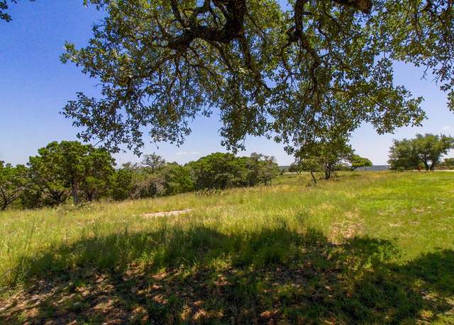 Property at 142 Center Oaks Ct, Kerrville, TX 78028