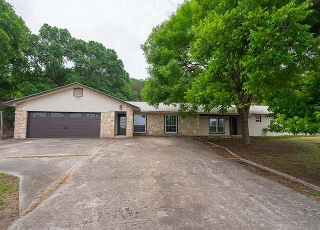 Property at 1000 Monroe Dr, Kerrville, TX 78028, 3 beds, 2 baths
