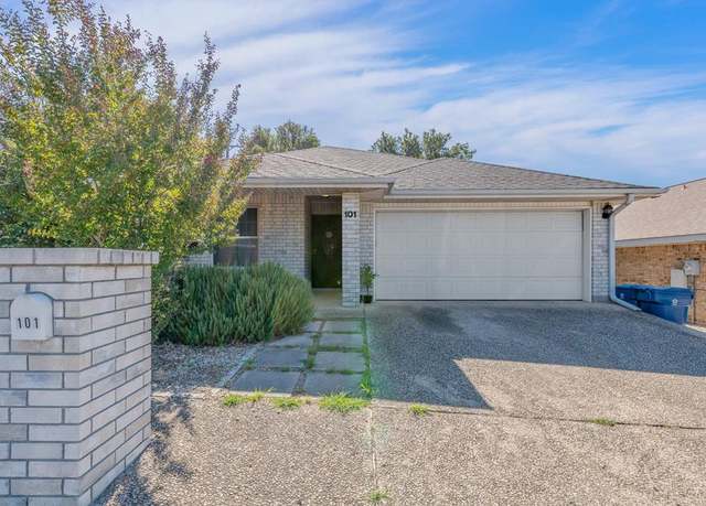 Property at 101 Creekside Dr, Kerrville, TX, 3 beds, 2 baths