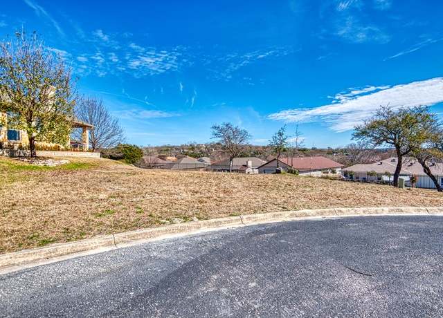 Property at 2005 N Cordoba Ave, Kerrville, TX 78028