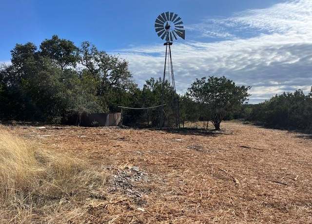 Property at 575 Yellowstone Ln, Hunt, TX 78024