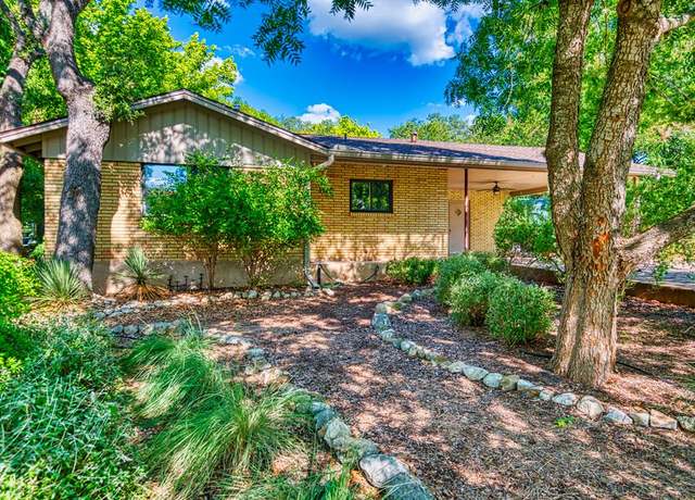 Property at 1122 Donna Kay Dr, Kerrville, TX 78028, 2 beds, 1 bath