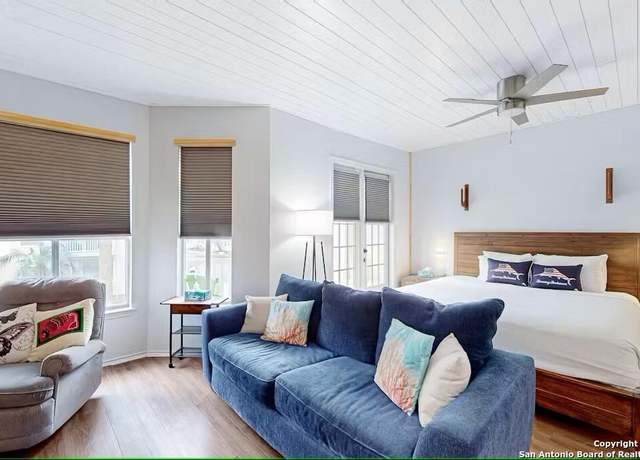 Property at 14721 Whitecap Blvd, Corpus Christi, TX 78418, 1 bed, 1 bath