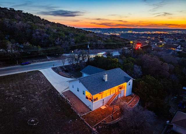 Property at 1204 Cypress Creek Rd, Kerrville, TX 78028, 3 beds, 2.5 baths